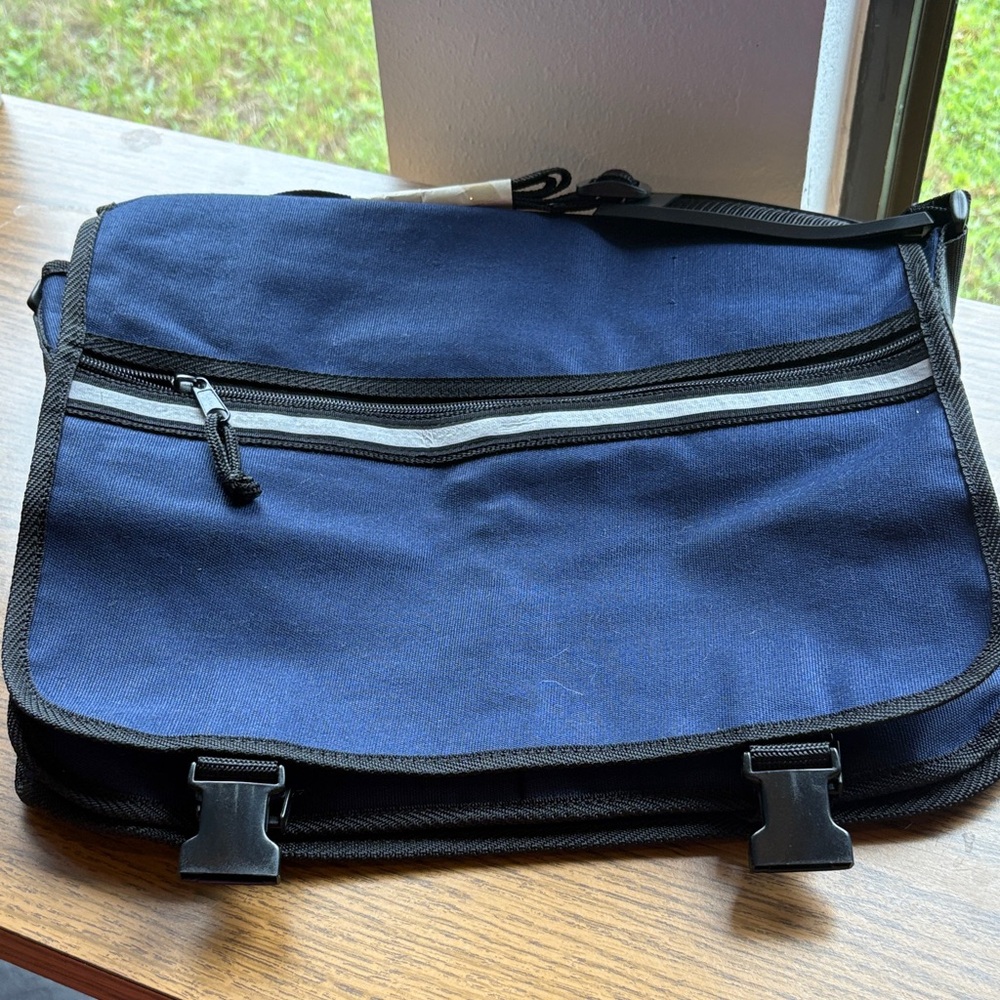 Avon Navy Messenger Bag